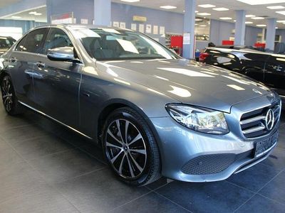 Grau Gebraucht 2019 Mercedes E300 Avantgarde Limousine | 26.480 € (Guter Preis)