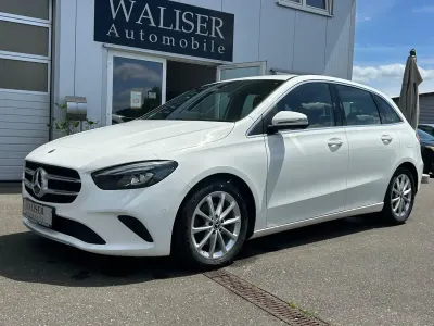 Gebraucht Mercedes B180 116 PS (85 kW) 2019 Weiß Van / Kleinbus