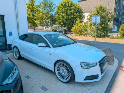 Gebraucht Audi A5 Sportback 190 PS (139 kW) 2015 Weiß Kleinwagen