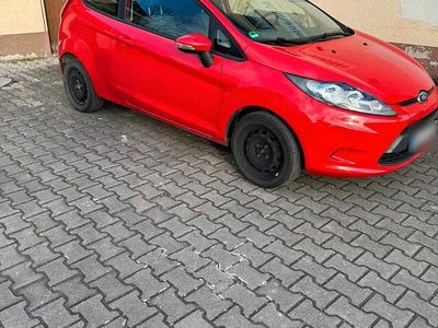 Gebraucht Ford Fiesta 60 PS (44 kW) 2009 Rot Kleinwagen
