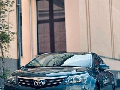 Gebraucht Toyota Avensis 150 PS (110 kW) 2012 Blau Kombi