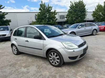 Gebraucht Ford Fiesta 101 PS (74 kW) 2005 Silber Kleinwagen