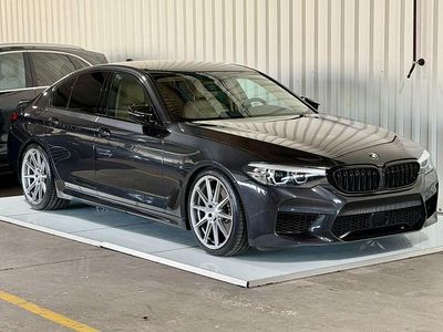 Grau Gebraucht 2017 BMW 540 M Sport Limousine | 33.600 € (Fairer Preis)