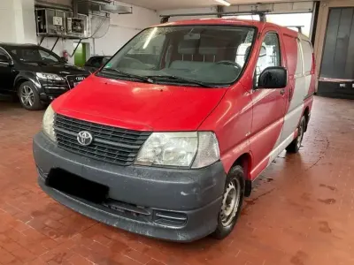 Gebraucht Toyota HiAce 95 PS (69 kW) 2007 Rot Van