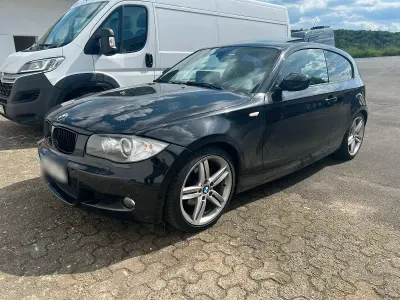 Gebraucht BMW 120 Coupé Sport Line 130 PS (95 kW) 2011 Schwarz Coupé