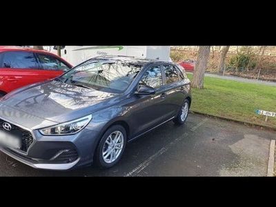 gebraucht Hyundai i30 1.6 CRDi 85kW YES! DCT YES!