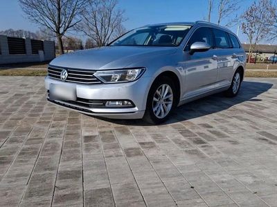 Gebraucht VW Passat 150 PS (110 kW) 2018 Silber Kombi
