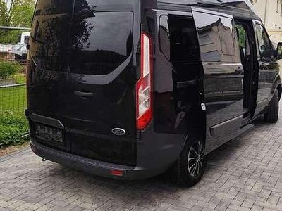 Gebraucht Ford Transit 170 PS (125 kW) 2017 Schwarz Limousine