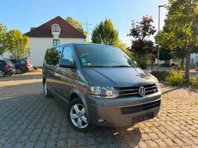 Gebraucht VW Multivan Comfortline 180 PS (132 kW) 2011 Grau Van / Kleinbus