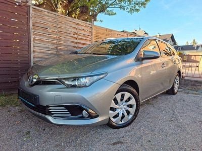 Second-hand Toyota Auris Touring Sports 116 CP (85 kW) 2018 Gri Break