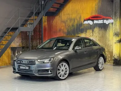 Gebraucht Audi A4 Sport 231 PS (169 kW) 2019 Grau Limousine
