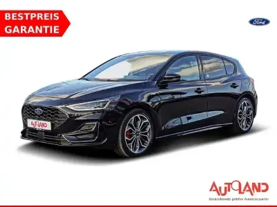 Usata Ford Focus ST-Line 120 CV (88 kW) 2022 Nero Berlina