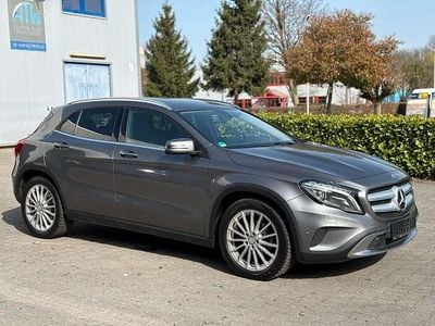 Gebraucht Mercedes GLA220 Urban 177 PS (130 kW) 2016 Grau SUV
