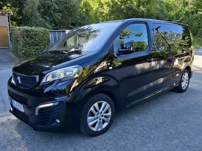 Gebraucht Peugeot Traveller Active 177 PS (130 kW) 2019 Schwarz Van / Kleinbus