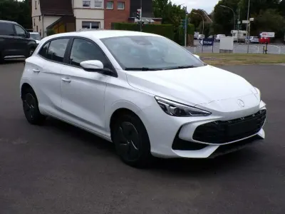 Gebraucht MG MG3 116 PS (85 kW) 2025 Dover white Kleinwagen
