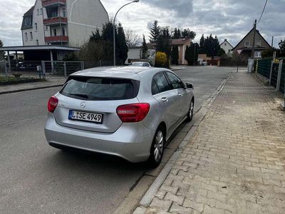 Gebraucht Mercedes A180 122 PS (89 kW) 2014 Limousine