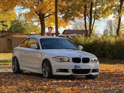 Weiß Gebraucht 2011 BMW 125 Coupé M Sport Coupé | 21.999 €