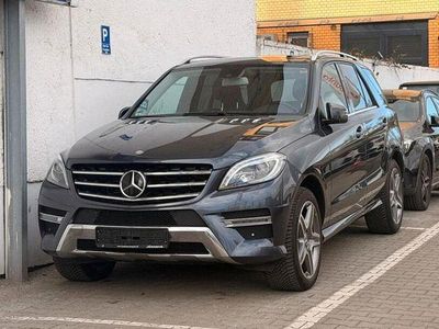 Gebraucht Mercedes ML350 AMG line 258 PS (189 kW) 2014 Grau SUV