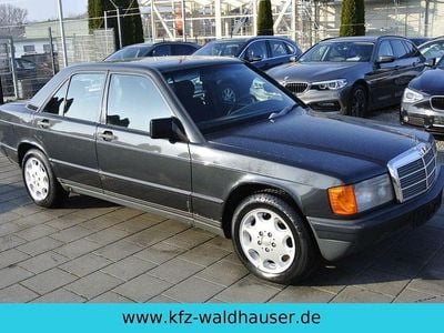 Gebraucht Mercedes 190 118 PS (86 kW) 1987 Schwarz Limousine