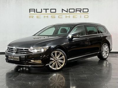 Gebraucht VW Passat R-line 150 PS (110 kW) 2023 Schwarz Kombi