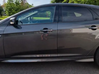 Gebraucht Ford Focus ST-Line 150 PS (110 kW) 2018 Grau Limousine