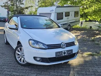 Gebraucht VW Golf Cabriolet Life 122 PS (89 kW) 2013 Weiß Cabrio