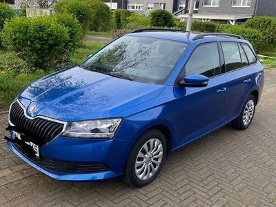 gebraucht Skoda Fabia 1.0l TSI 70kW ACTIVE ACTIVE