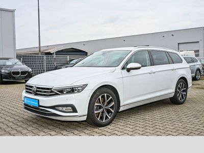 Usata VW Passat Pro 150 CV (110 kW) 2022 Bianco Station wagon
