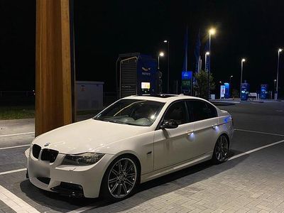 Gebraucht BMW 320 M Sport 177 PS (130 kW) 2008 Weiß Limousine