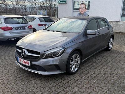 Gebraucht Mercedes A200 136 PS (100 kW) 2016 Grau Limousine
