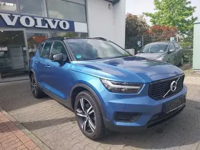 Gebraucht Volvo XC40 R-Design 190 PS (139 kW) 2020 Blau SUV