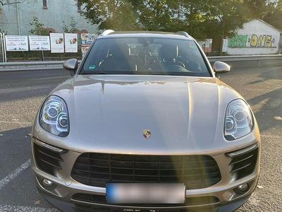 Gebraucht Porsche Macan 148 PS (108 kW) 2016 Gold SUV