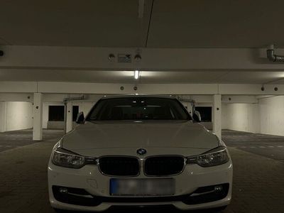 gebraucht BMW 320 D F30 Sport Line