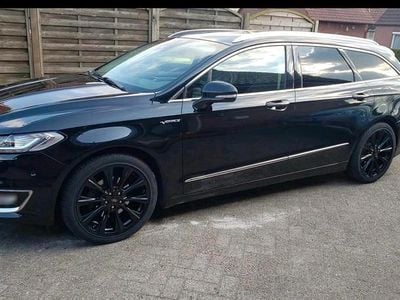 Gebraucht Ford Mondeo Vignale 210 PS (154 kW) 2016 Schwarz Kombi