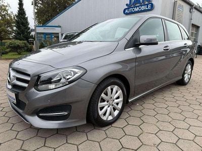 Usata Mercedes B200 136 CV (100 kW) 2016 Grigio Monovolume