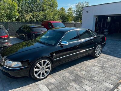 Audi S8