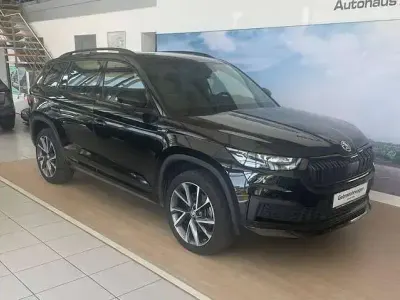 Gebraucht Skoda Kodiaq SportLine 200 PS (147 kW) 2023 Black magic perleffekt SUV