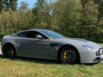 Gebraucht Aston Martin V12 Vantage 574 PS (422 kW) 2016 Grau