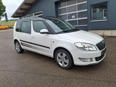 Gebraucht Skoda Roomster 105 PS (77 kW) 2014 Weiß Van / Kleinbus