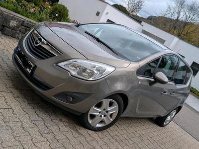 Usata Opel Meriva 120 CV (88 kW) 2011 Marrone Monovolume
