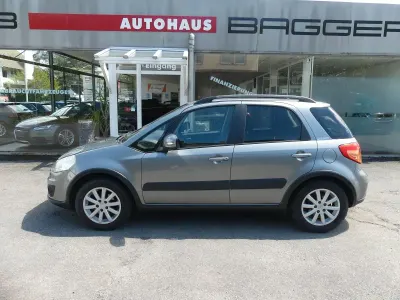 Gebraucht Suzuki SX4 Style 120 PS (88 kW) 2012 Grau SUV