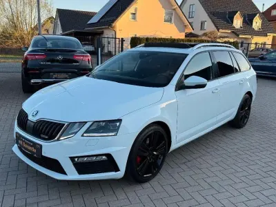 Gebraucht Skoda Octavia RS 184 PS (135 kW) 2018 Weiß Kombi
