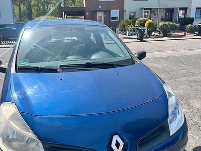Brugt Renault Clio II 75 HK (55 kW) 2006 Blå Hatchback