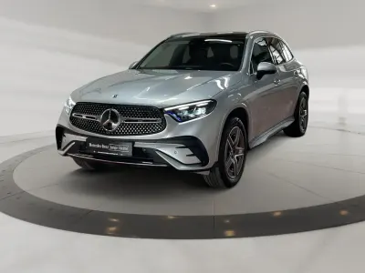 Gebraucht Mercedes GLC300de AMG 197 PS (144 kW) 2025 Metalliclack hightechsilber SUV