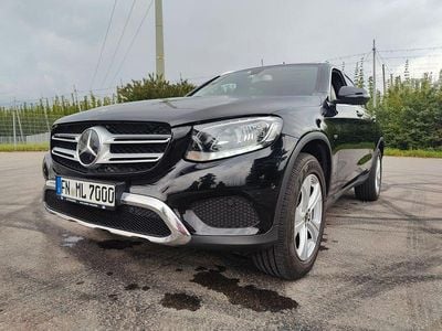 Gebraucht Mercedes GLC350 211 PS (155 kW) 2018 Schwarz SUV