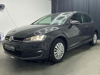 Usado VW Golf VII Highline 122 HP (89 kW) 2013 Cinzento Sedan