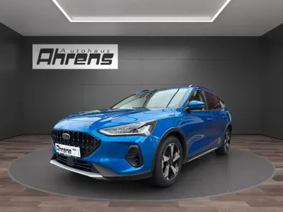 Gebraucht Ford Focus Active X 155 PS (114 kW) 2023 Dynamicblau metallic (metallic) Kombi