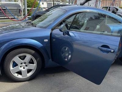 Second-hand Audi TT 150 CP (110 kW) 2005 Albastru Coupe
