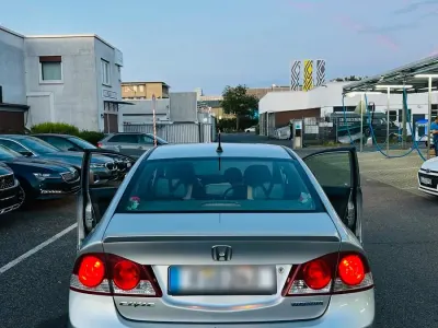 Gebraucht Honda Civic Hybrid 95 PS (69 kW) 2006 Silber Limousine