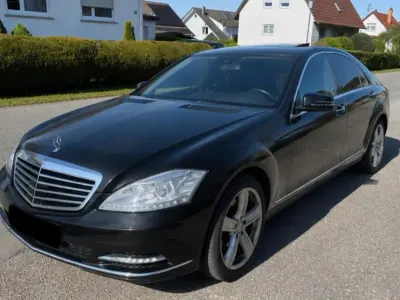 Gebraucht Mercedes S350 258 PS (189 kW) 2013 Schwarz Limousine